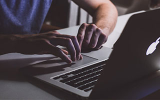 开云官网-湖北女篮啦啦队分享舞蹈：暂停百老汇既视感